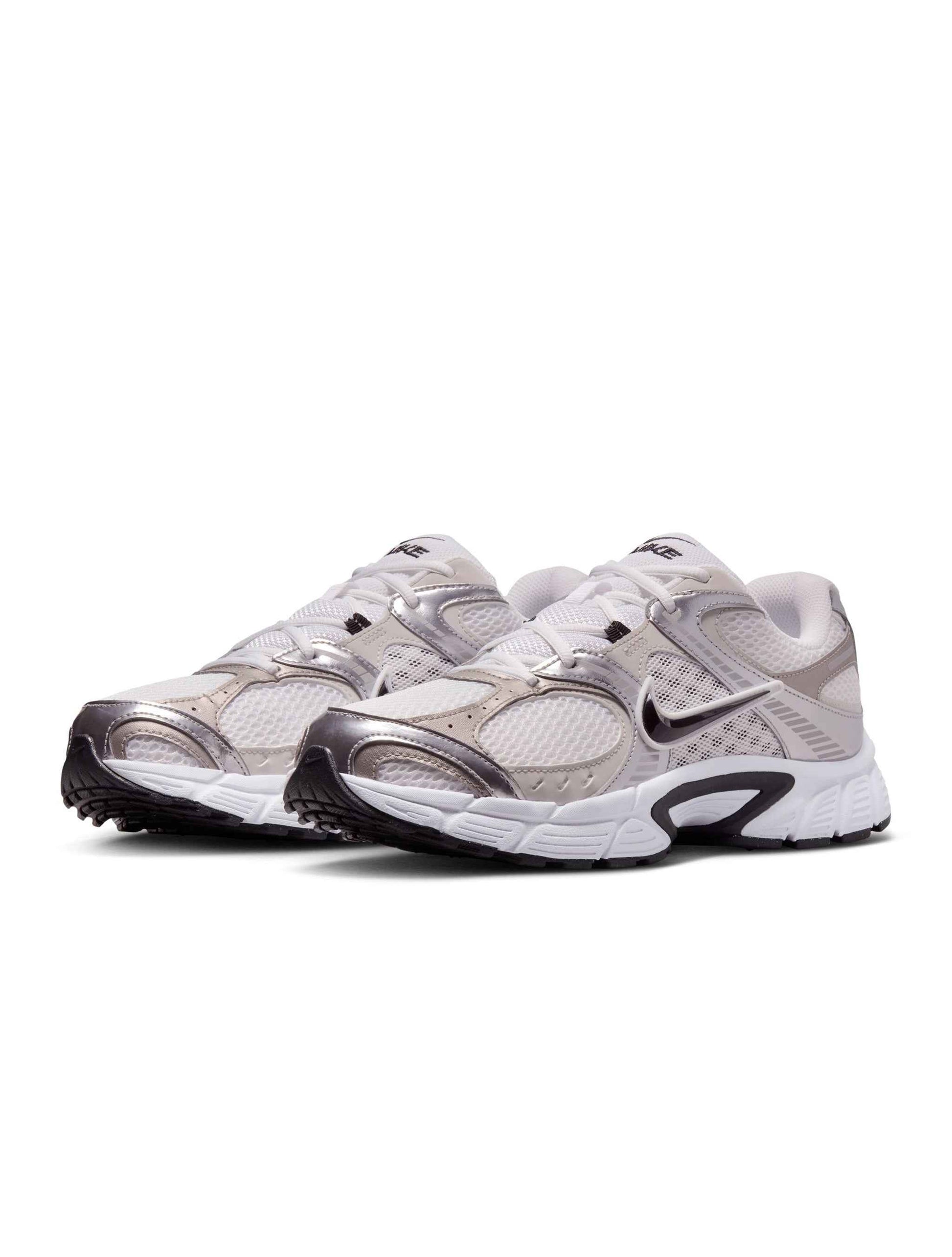 Nike Mens V5 RNR - White