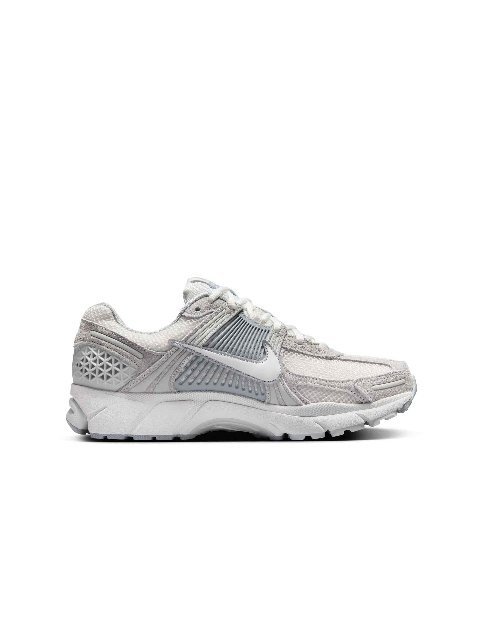 Nike Women's Zoom Vomero 5 - Pure Platinum