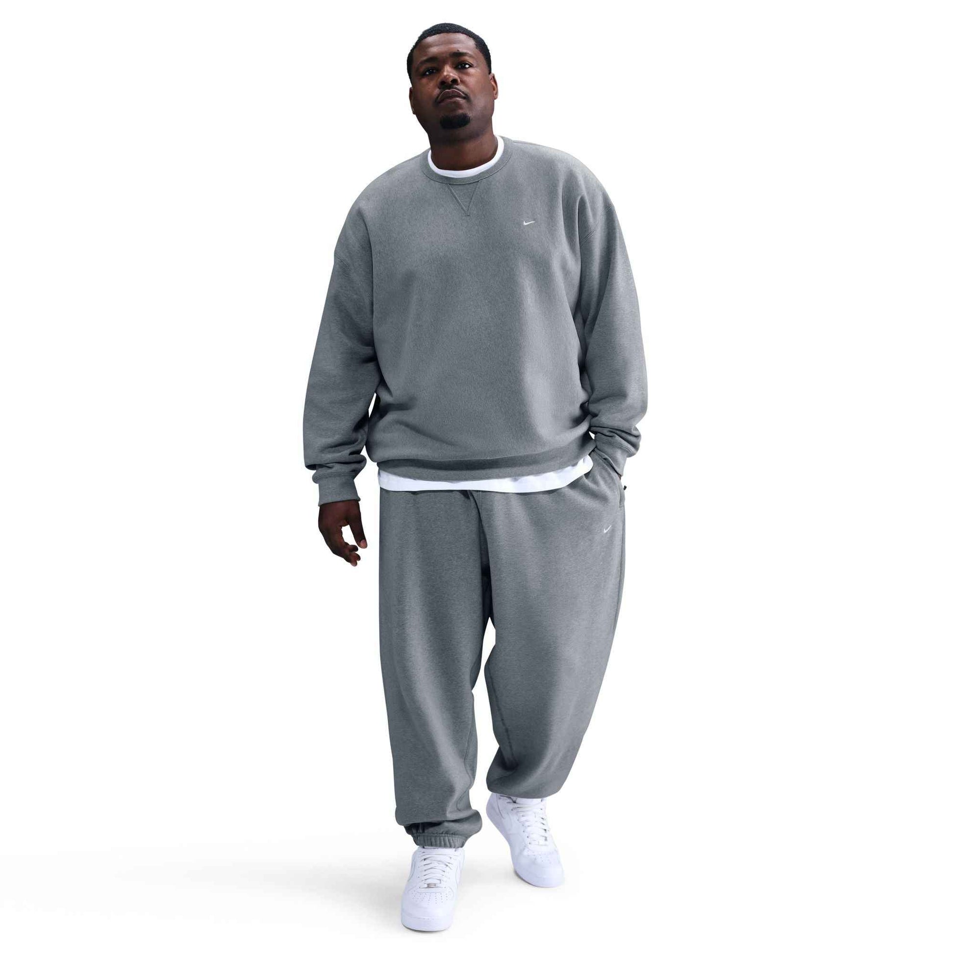 Nike Mens Heavyweight Solo Swoosh Crewneck - Dark Grey