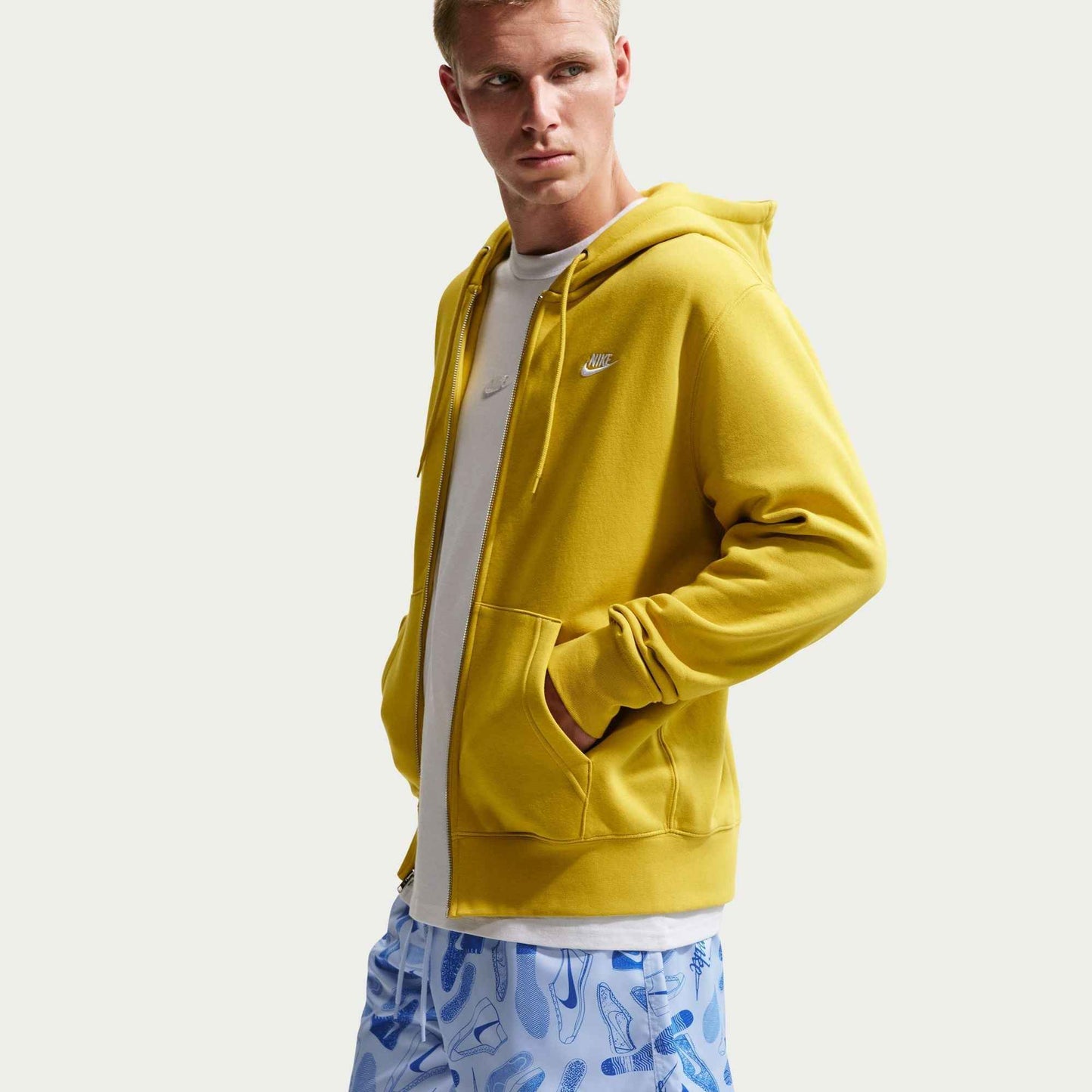 Nike Mens Sportswear Club Woven Shorts - Hydrogen Blue