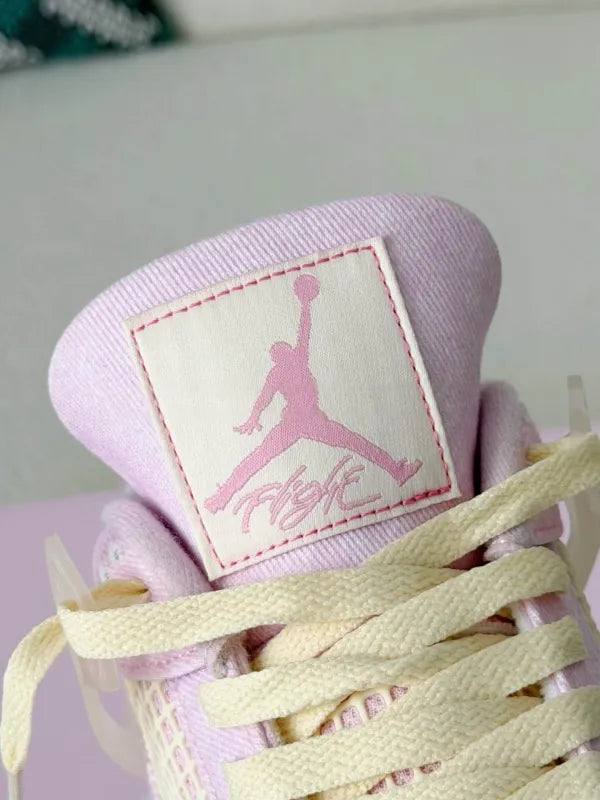 Air Jordan 4 Retro Iced Carmine Sneakers