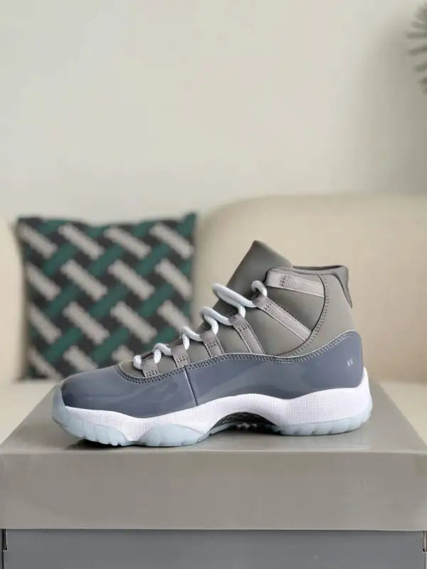 Air Jordan 11 Retro Cool Grey