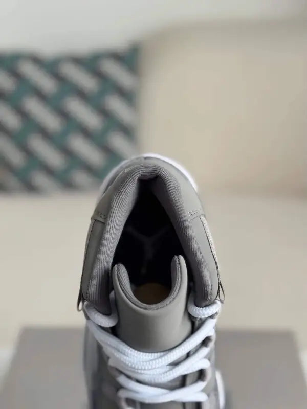 Air Jordan 11 Retro Cool Grey
