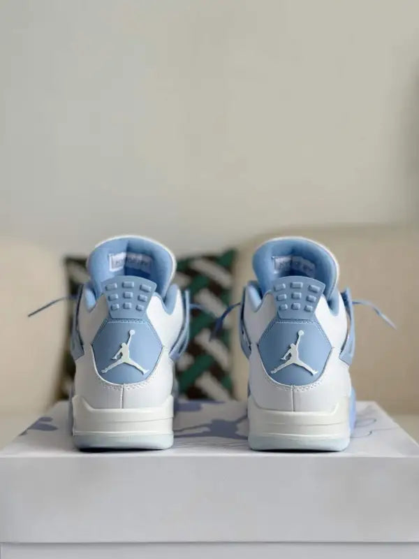 Air Jordan 4 Retro – Forget Me Not in White and light blue
