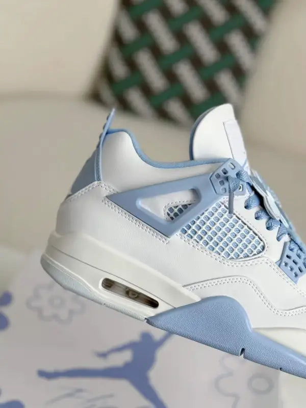 Air Jordan 4 Retro – Forget Me Not in White and light blue