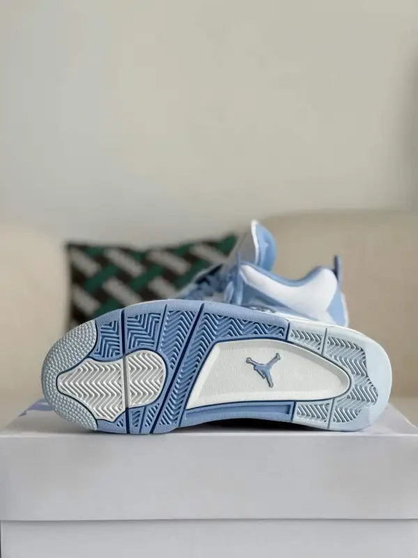 Air Jordan 4 Retro – Forget Me Not in White and light blue