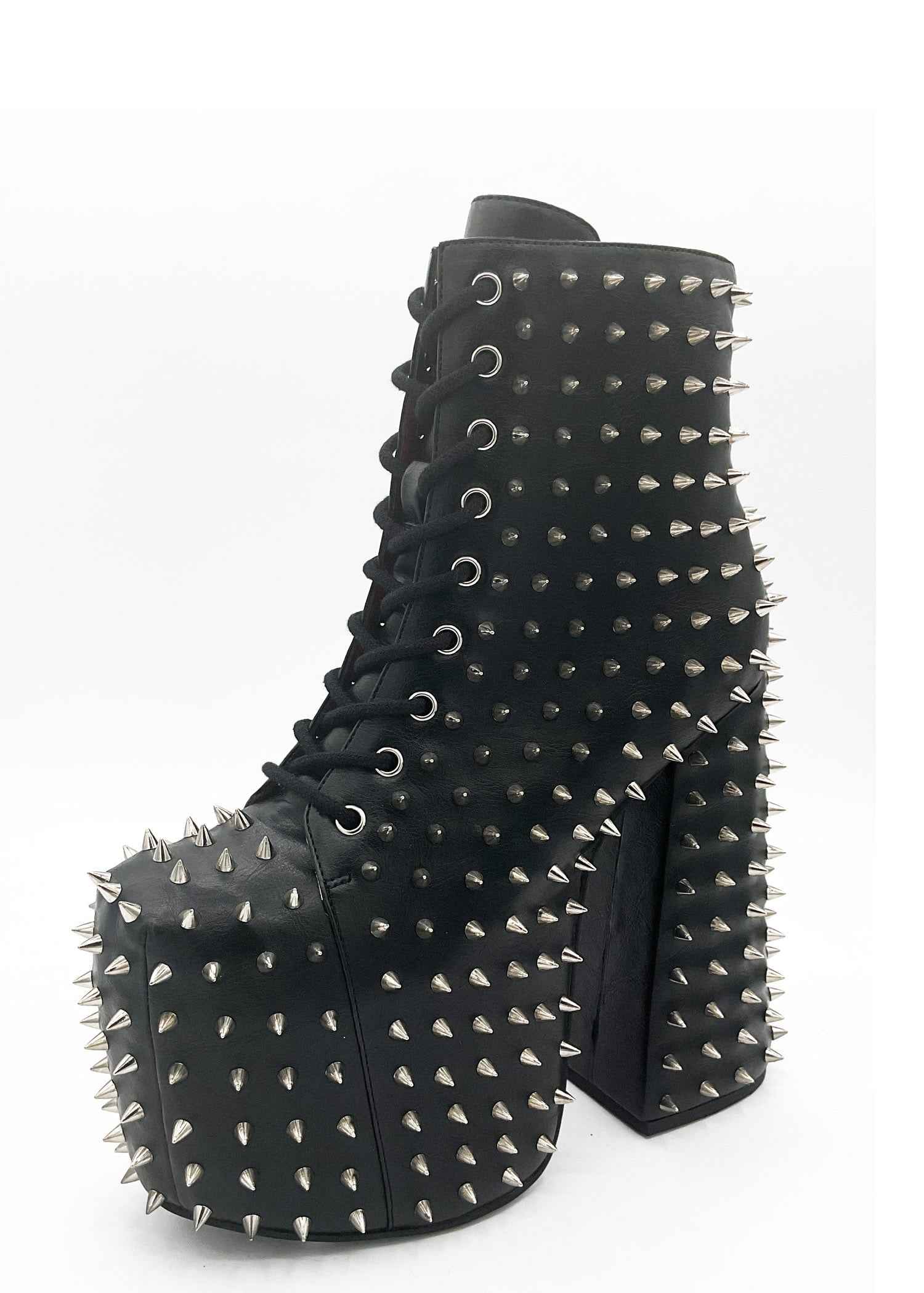 Brutal Boot