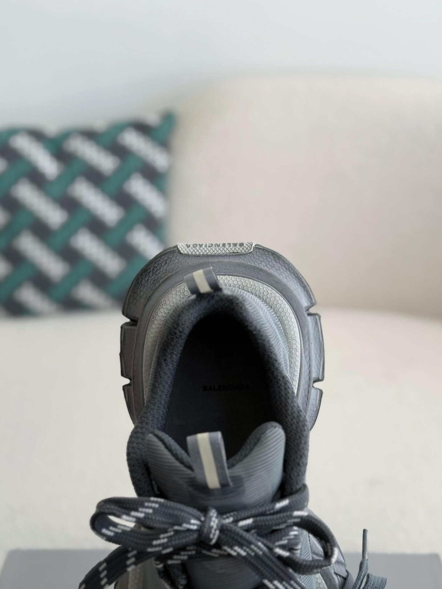 Balenciaga 3XL Sneaker – Anthracite / Dark Grey CUSTOM