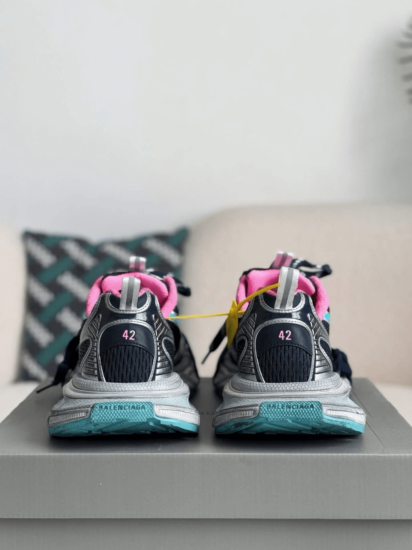 Balenciaga 3XL Sneaker – Navy, Silver & Pink CUSTOM