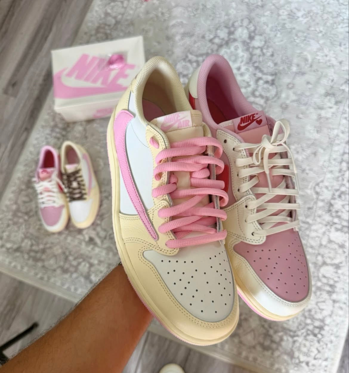 Travis Scott x Air Jordan 1 Low Soft Powder Pouring