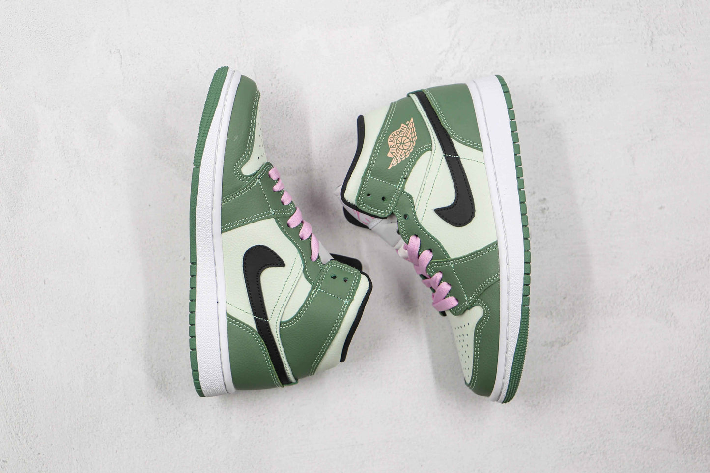Custom Air Jordan 1 Dutch Green High Q – Unique Style and Comfort SneakerNational