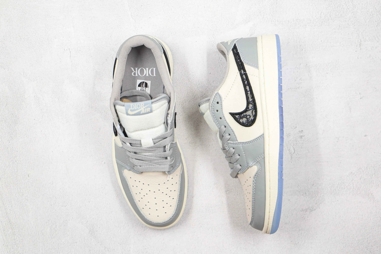 Custom Air Jordan 1 x DİOR High OG SneakerNational