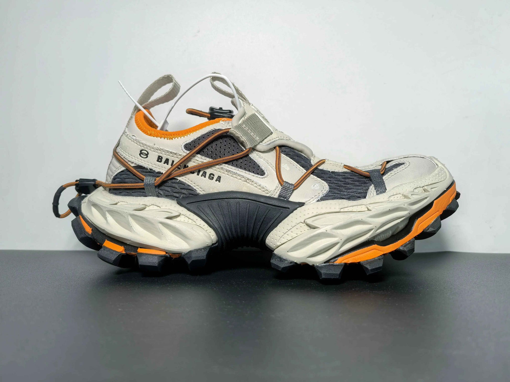 Custom BLNCG Hike 2070 SneakerNational