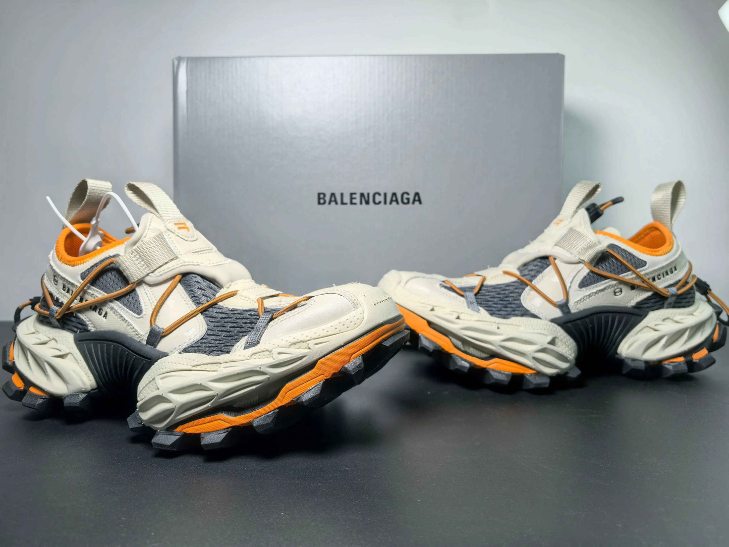 Custom BLNCG Hike 2070 SneakerNational
