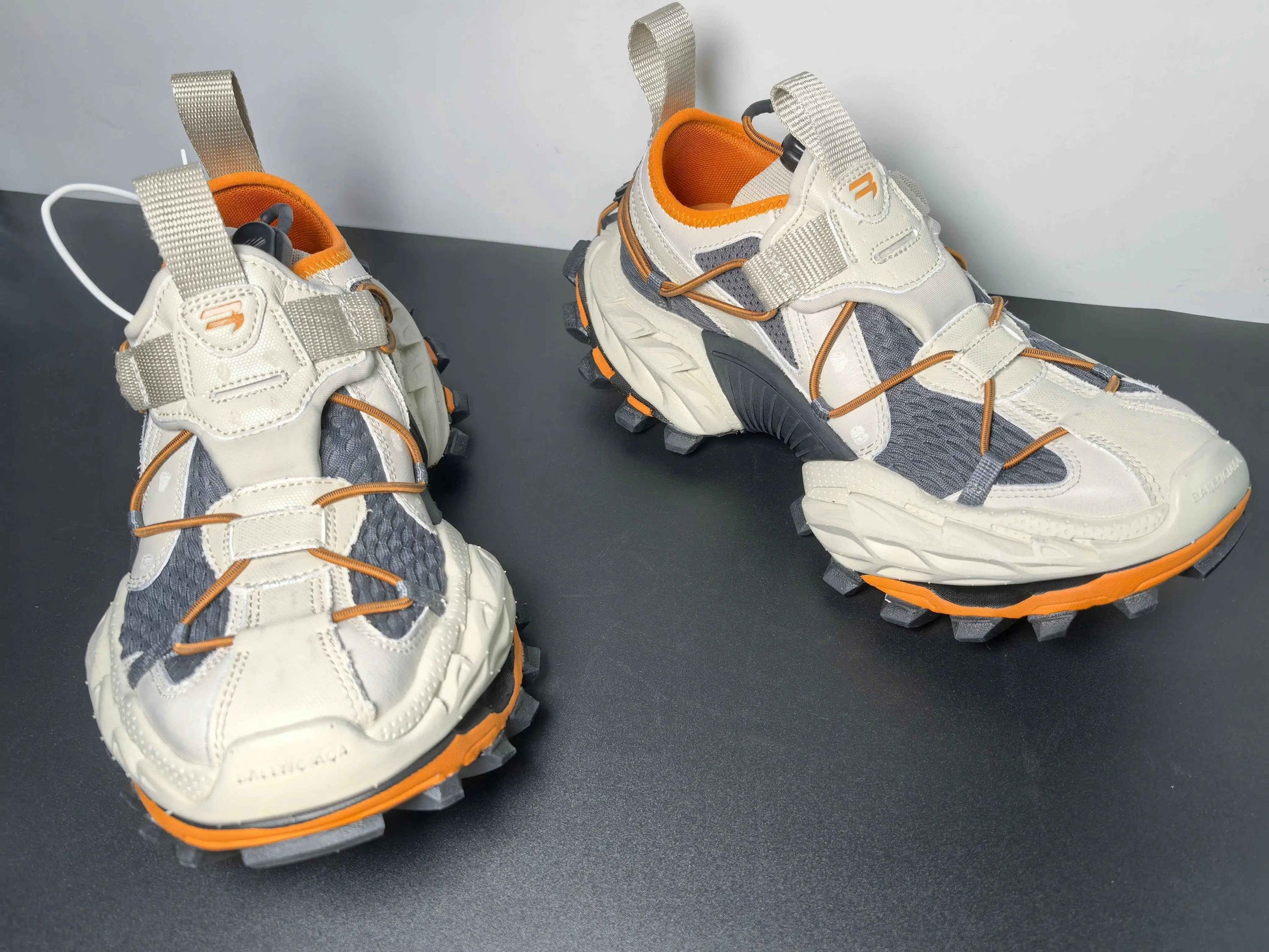 Custom BLNCG Hike 2070 SneakerNational