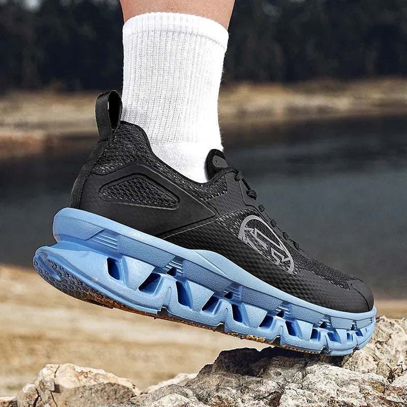 District Run T84 Sneakers - Luxuryurbanwear