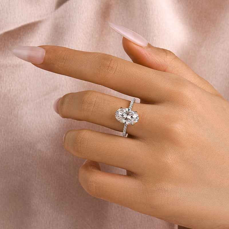 Moissanite 4.0 Ct Pavé Oval Cut Engagement Rings For Women