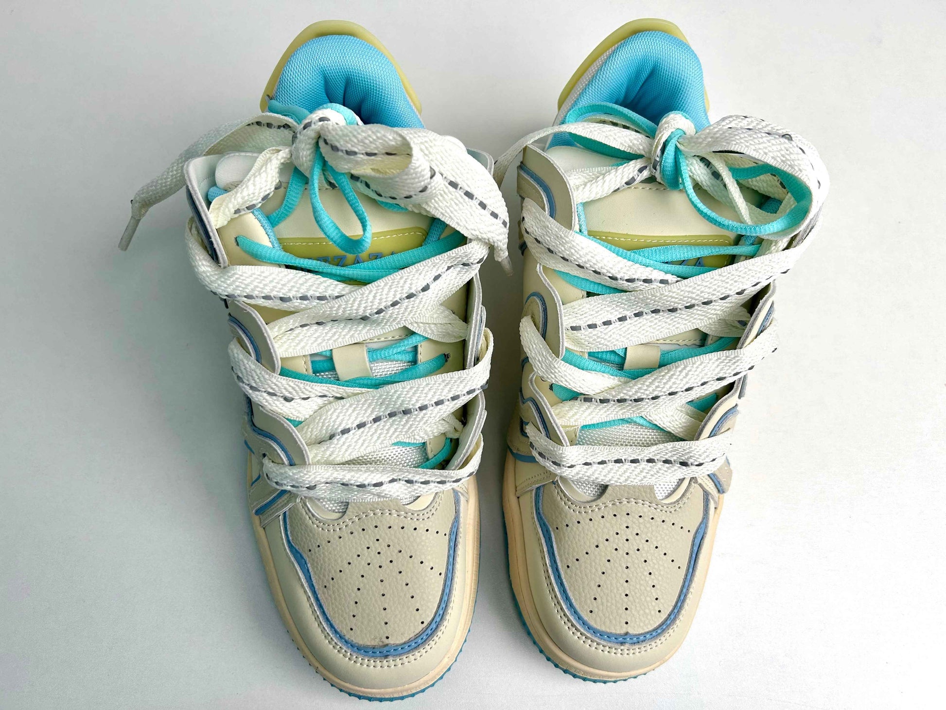 Waved | Beige and Blue Sneakers