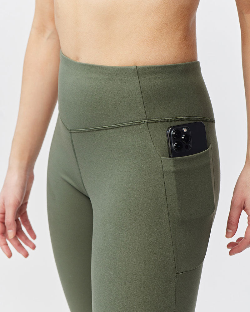 Go Again Women's Cropped Leggings Length 21" - JUSTLUXURY