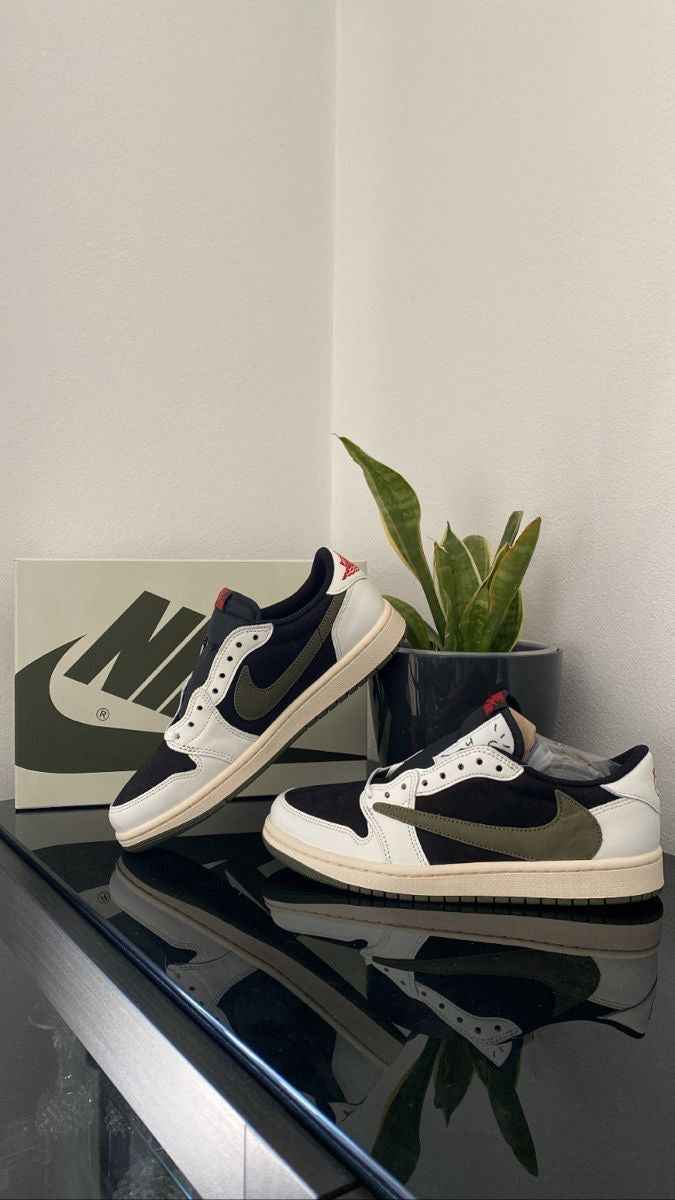 Air Jordan 1 Travis Scott Olive Wmns Limited Edition Retro Low OG Sneakers