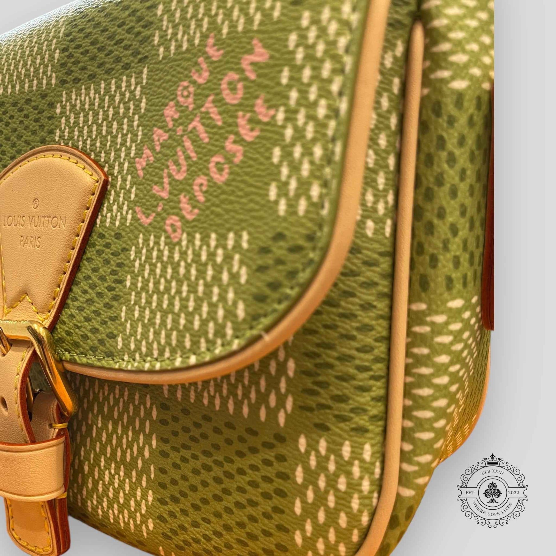 Louis Vuitton Montsouris Messenger Bag in Golf Green Damier