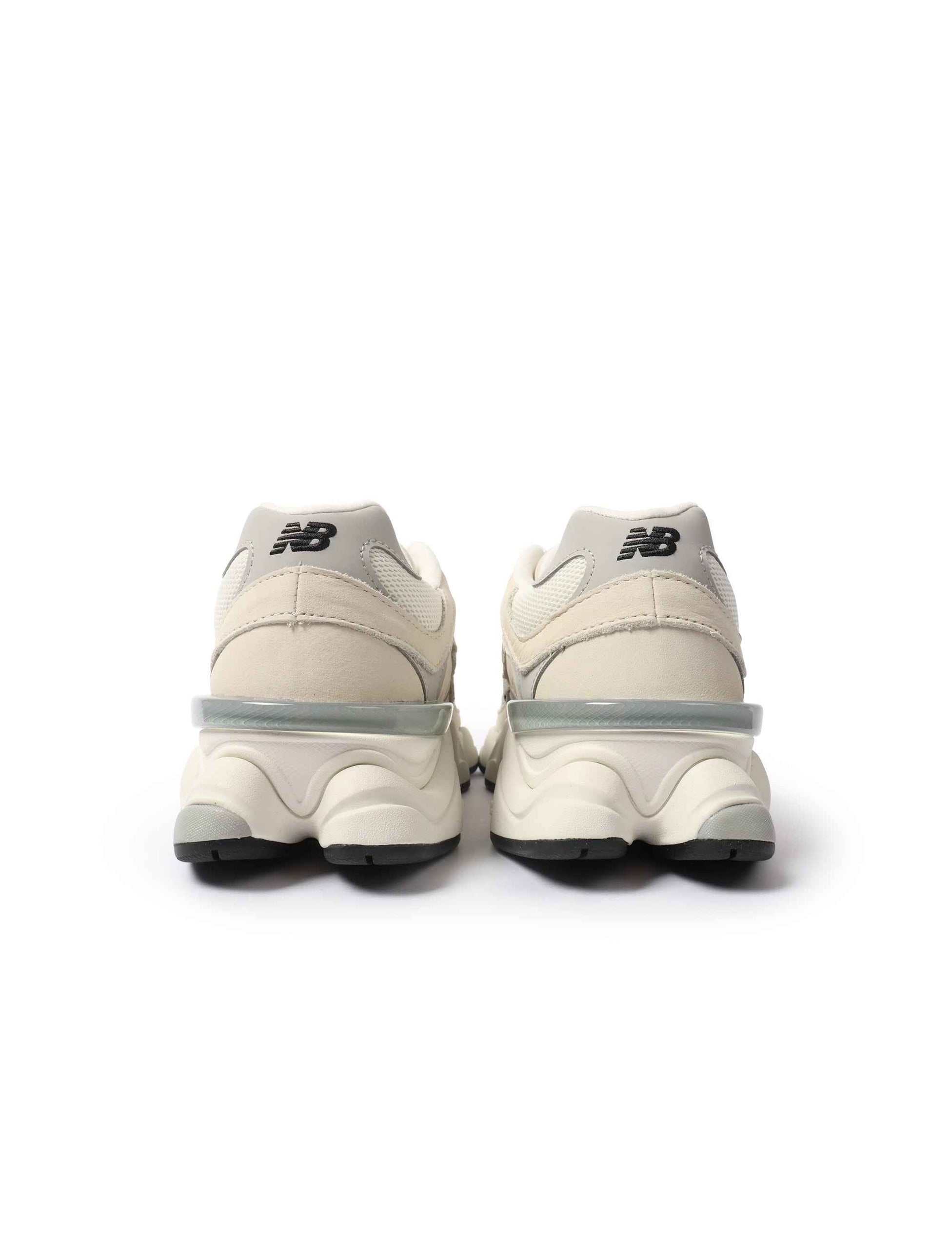 New Balance Mens 9060 Lifestyle Shoes - White/Grey