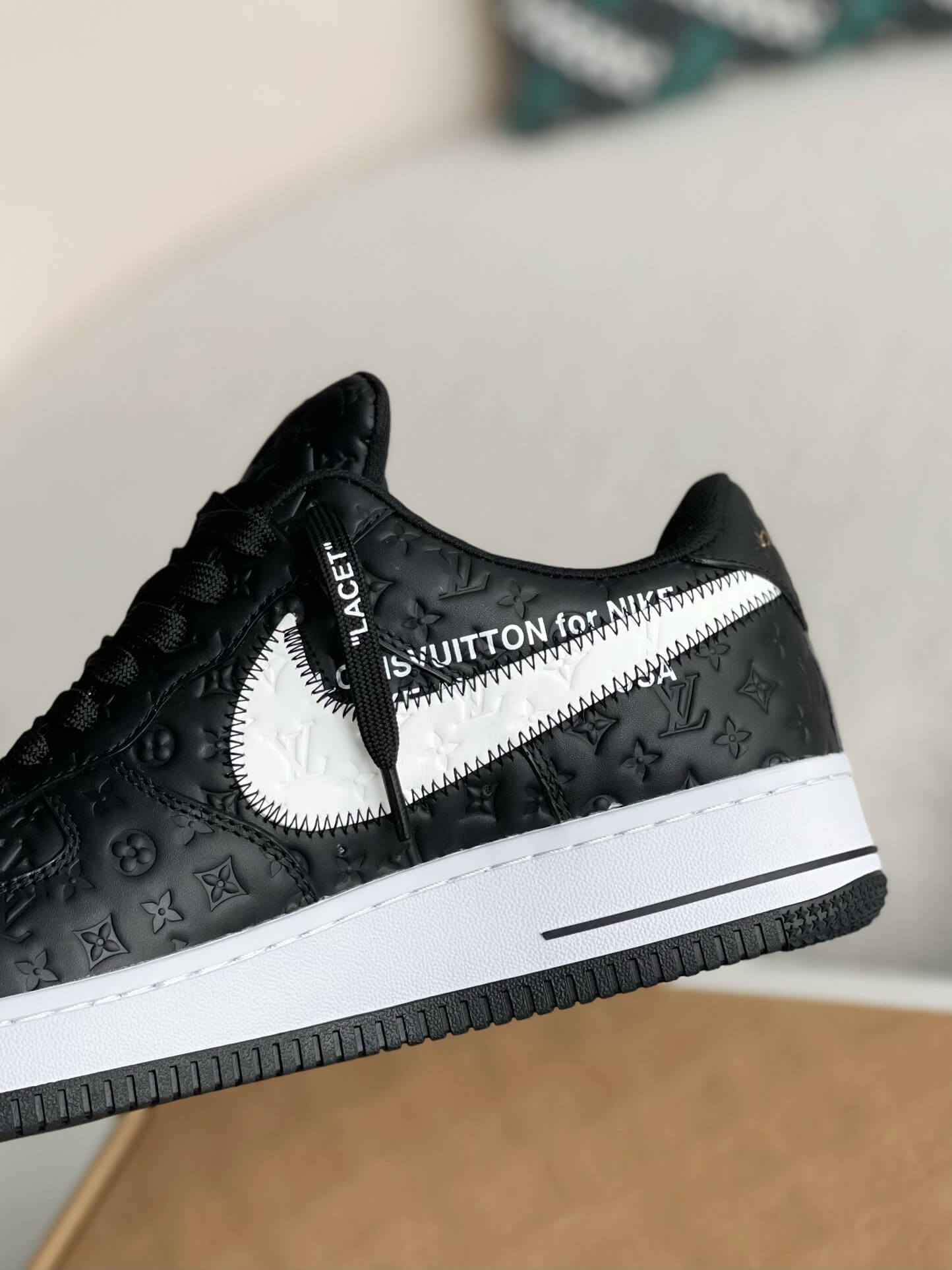 Air Force 1 Low – Black & White Monogram Leather