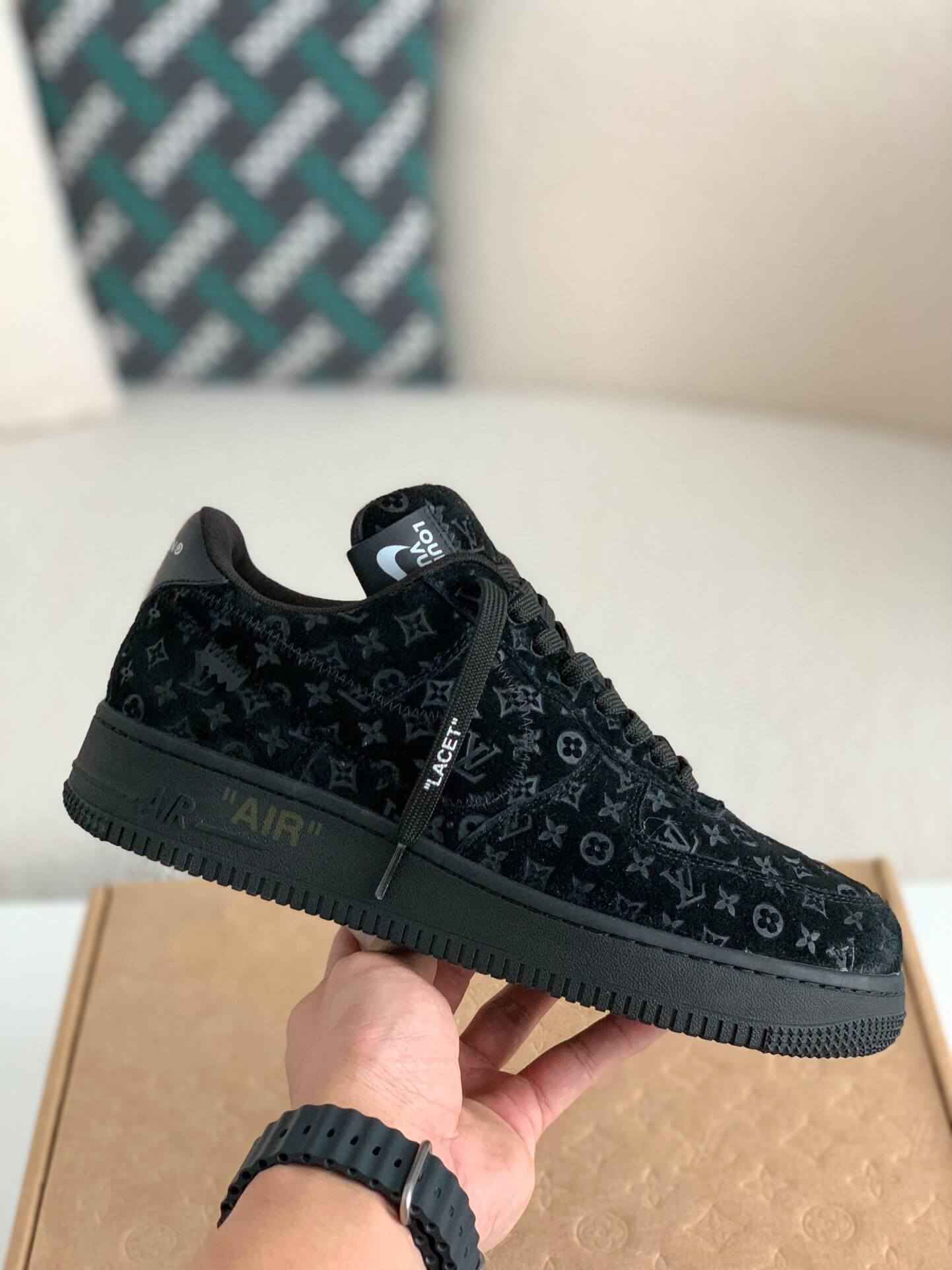 Air Force 1 Low Monogram Black Sneaker