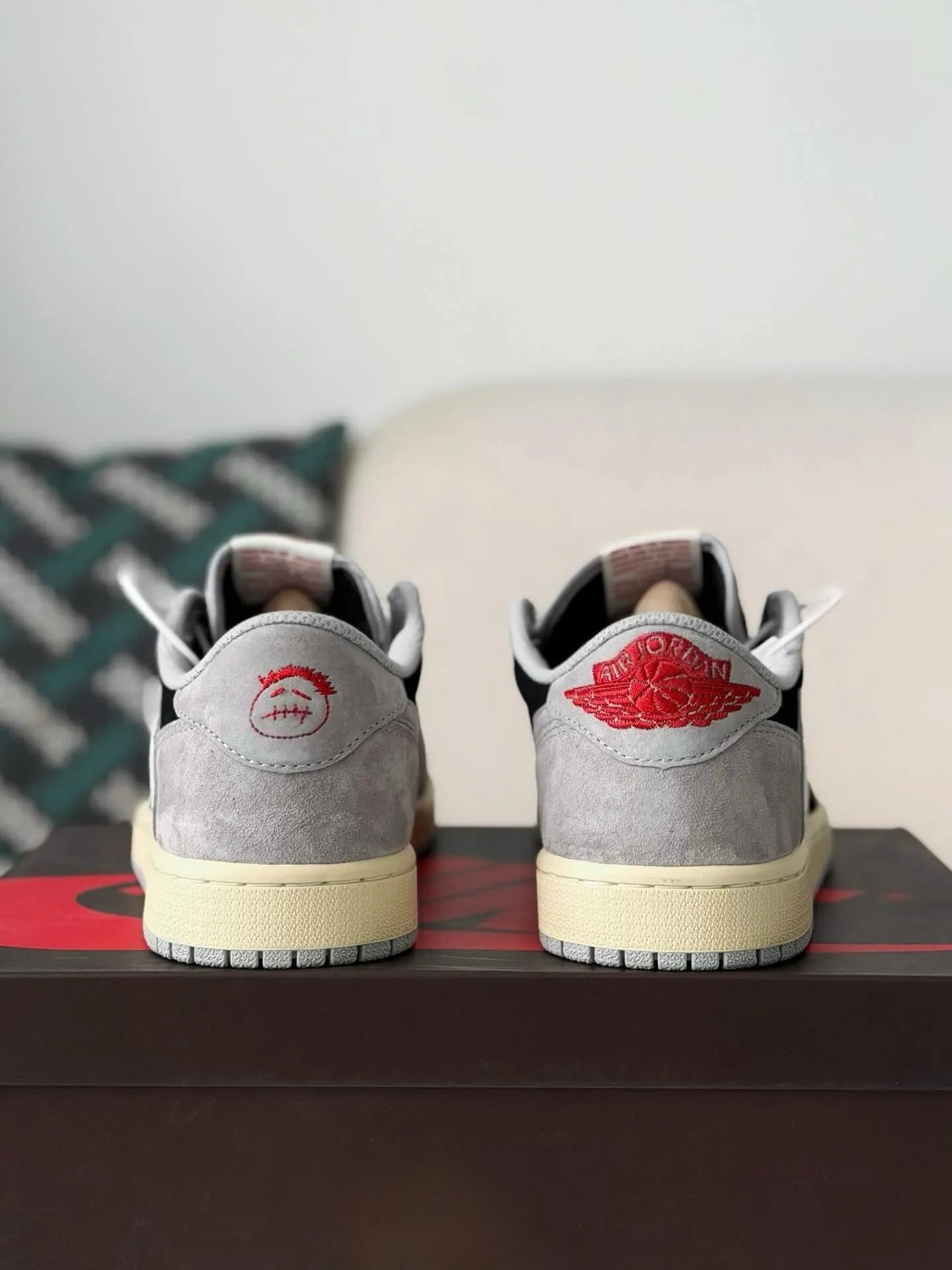 Travis Scott x Air Jordan 1 Low “Black Grey Reverse Swoosh”