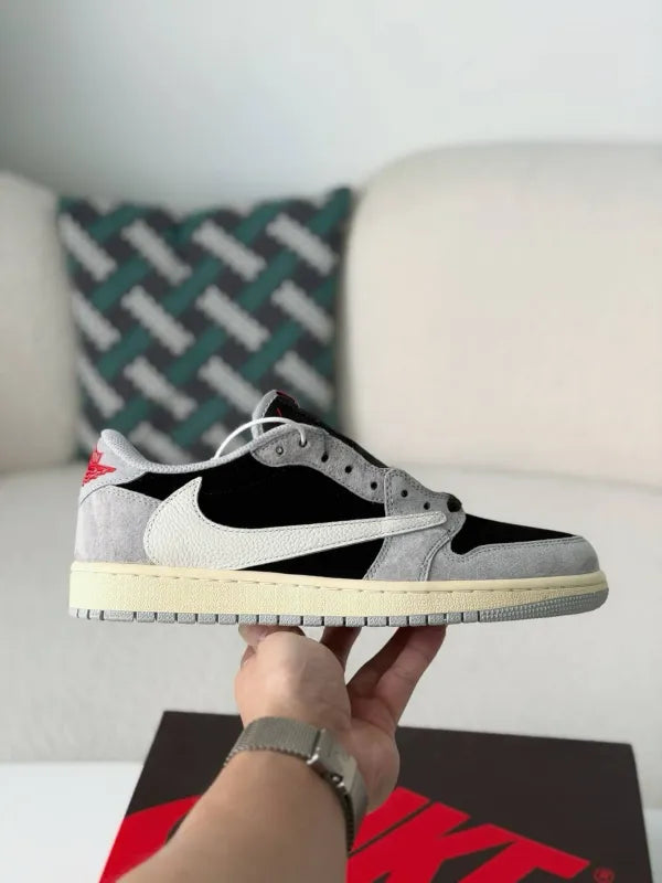 Travis Scott x Air Jordan 1 Low “Black Grey Reverse Swoosh”