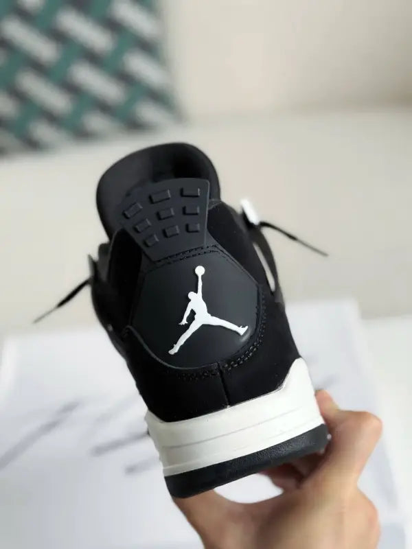 Air Jordan 4 Retro – Black and White “Oreo”