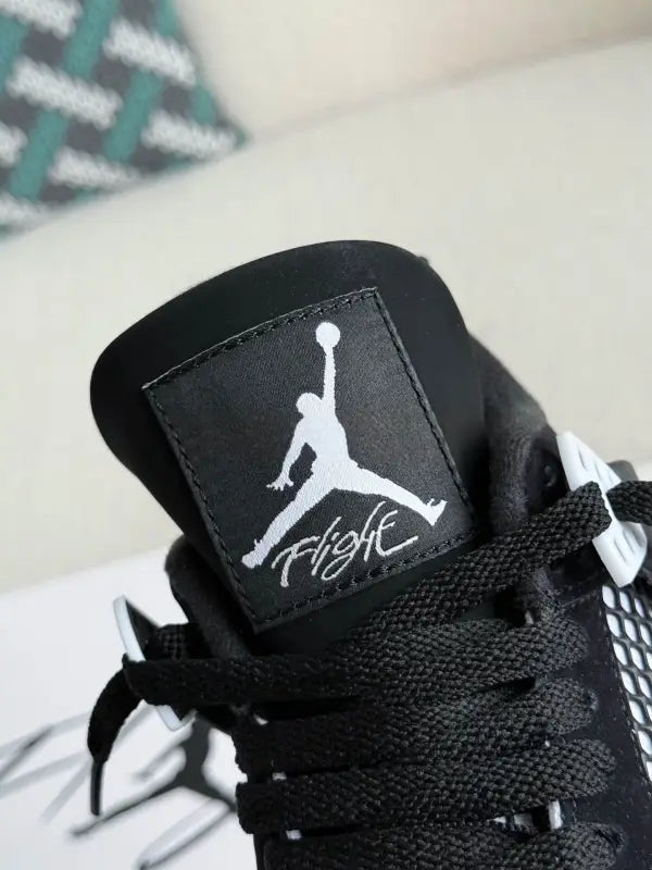Air Jordan 4 Retro – Black and White “Oreo”
