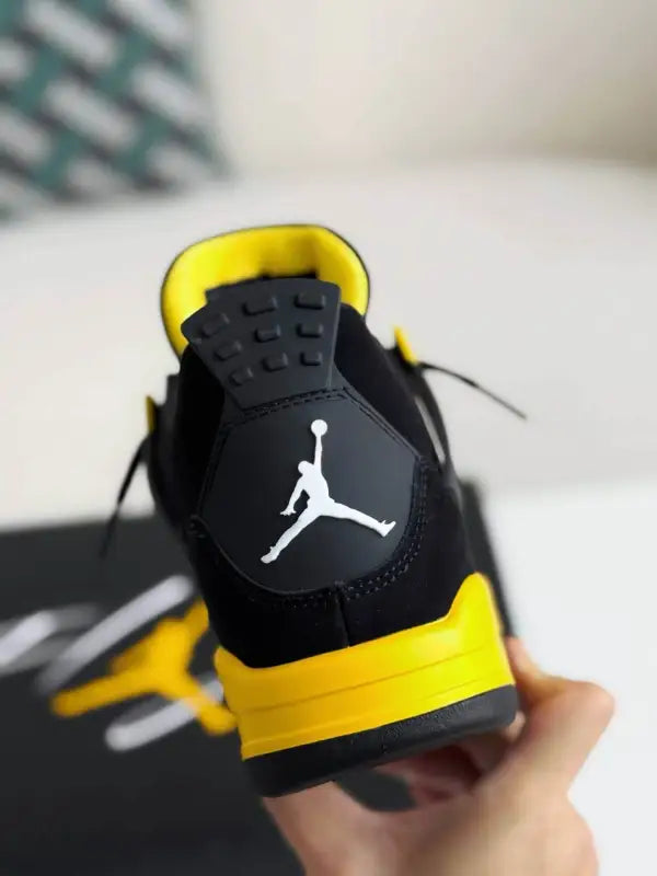 Air Jordan 4 Retro Thunder -black & Yellow