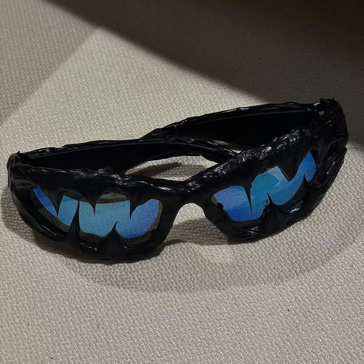Venom Drip Resin Sunglasses