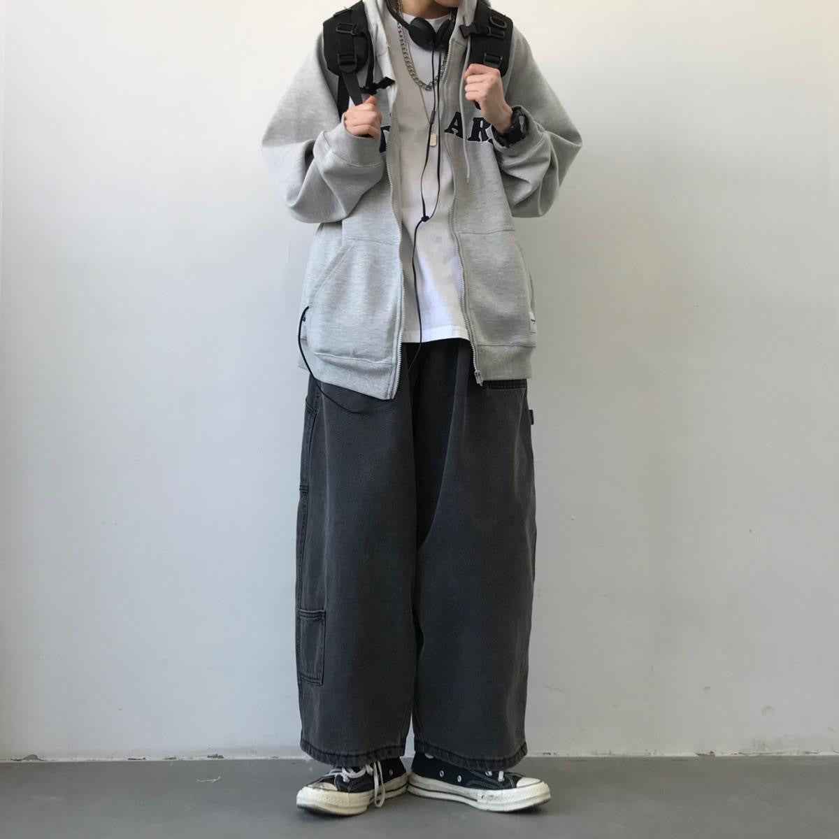 JA1 Relaxed Wide-Leg Washed Jeans