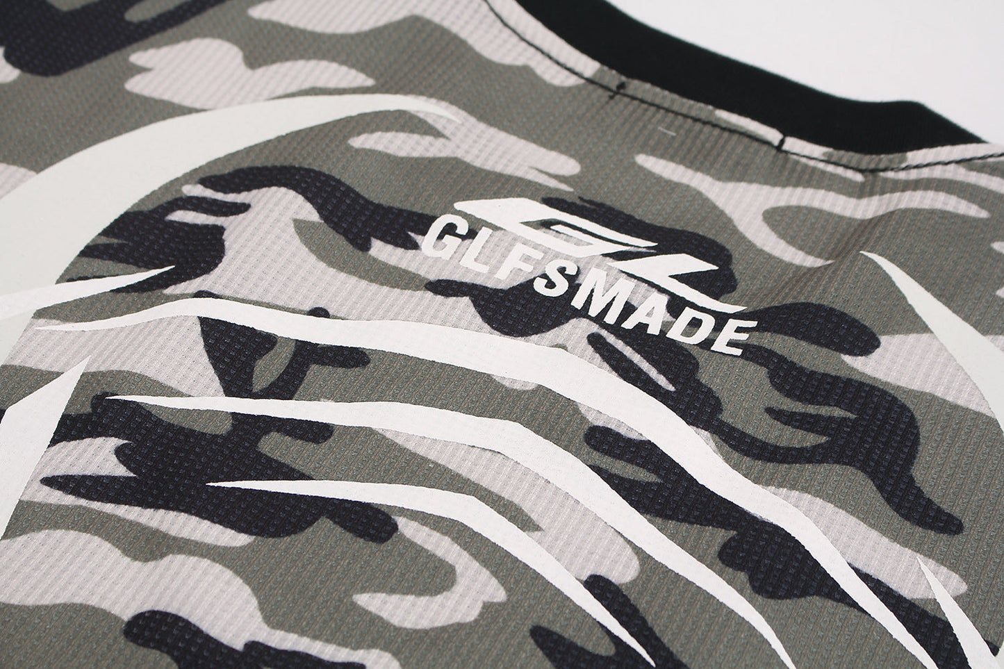 Camo 'Ghost' Breathable Long Sleeve Sweatshirt