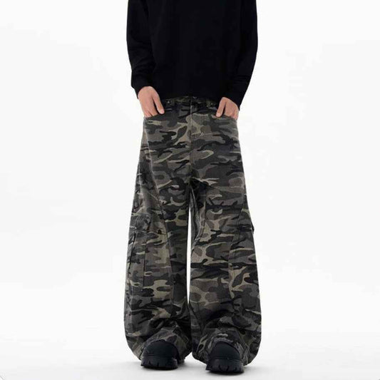 Retro Camo Workwear Wide-Leg Jeans
