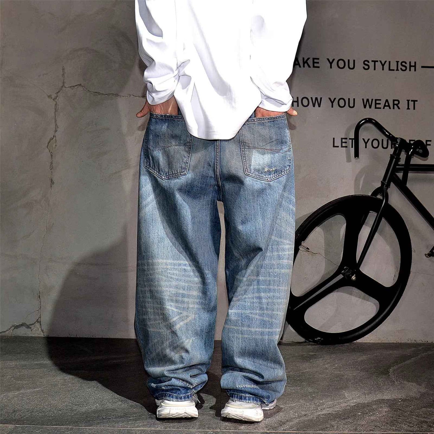 Drift Distressed Jeans - Vintage Blue