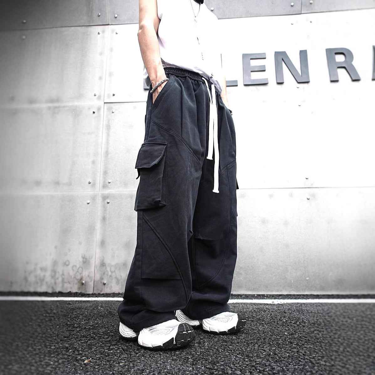 Baggy Cotton Black Cargo Pants