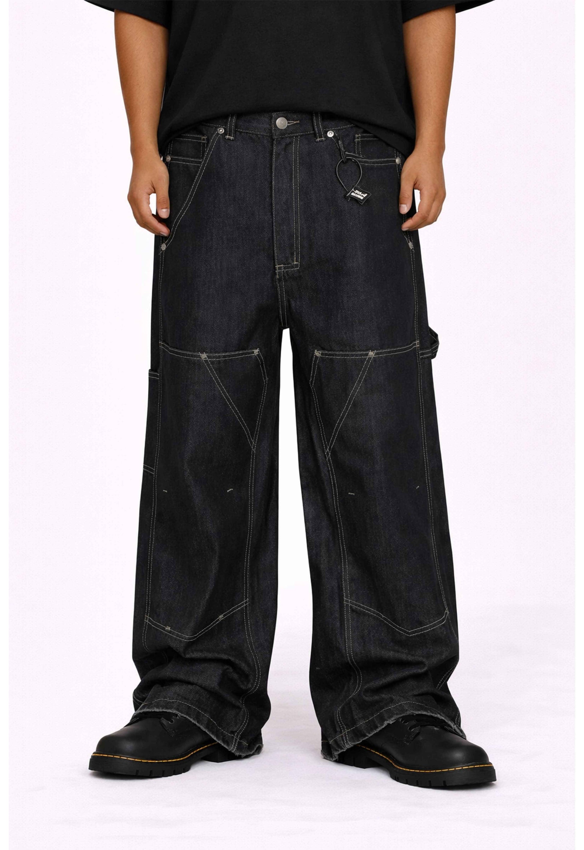 RAW CONTRAST DENIM