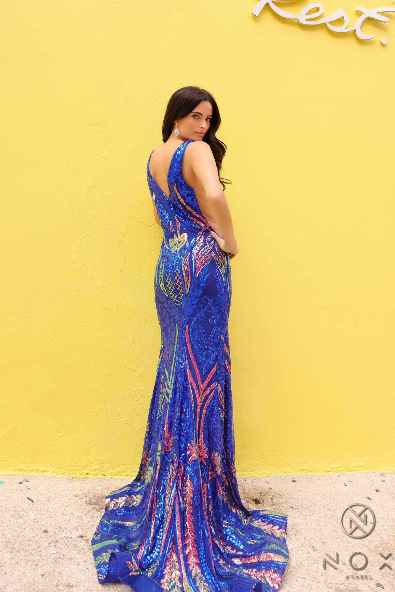 Nox Anabel R1402 Long Plunging V-Neck Fitted Sequin Print Gown