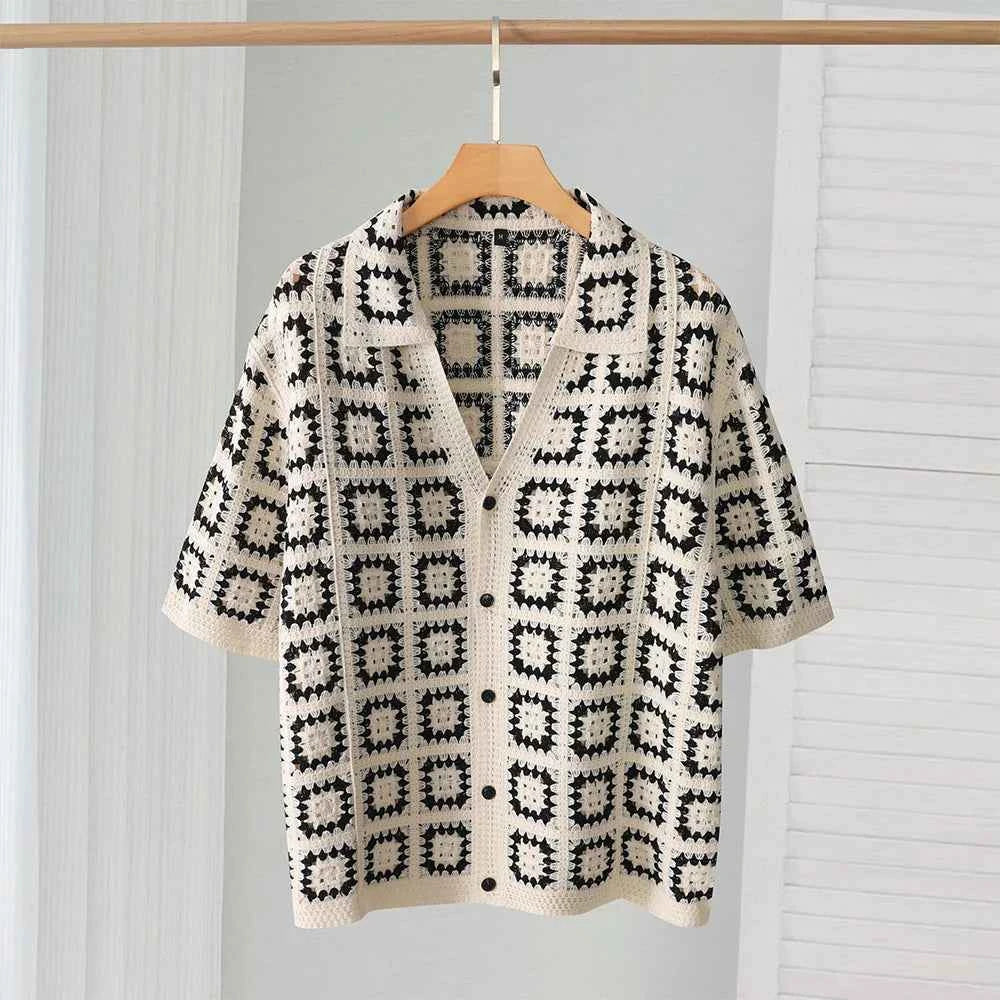 V-Neck Knitted Short Sleeve Shirt