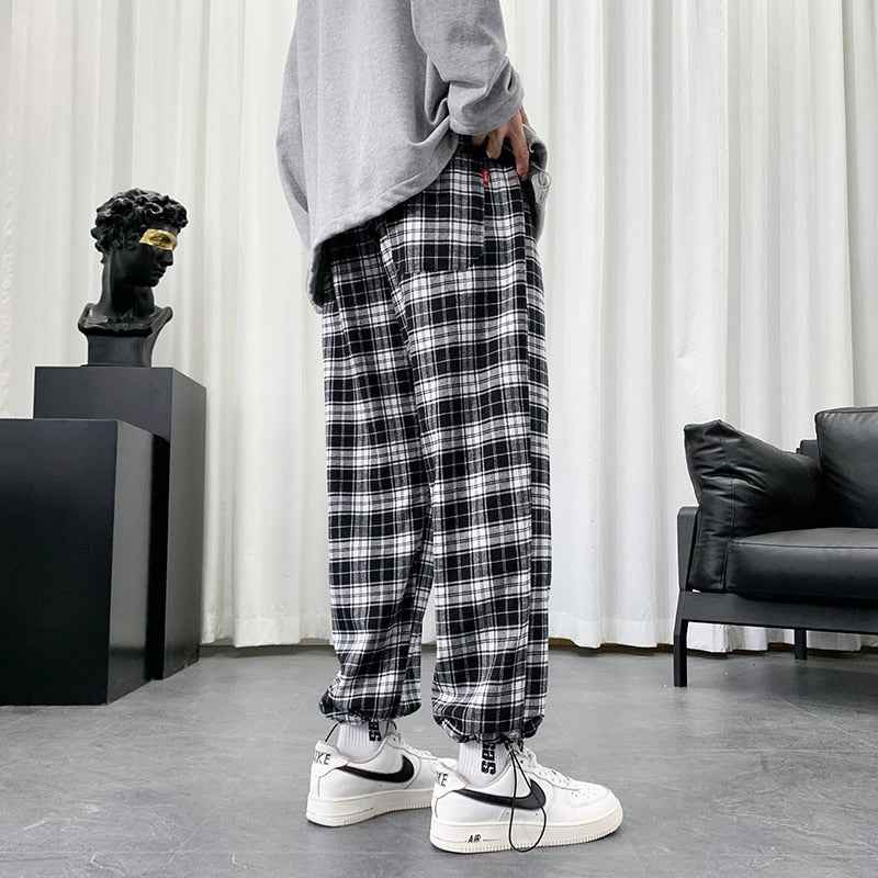 Black And White Checkered Pattern Pants