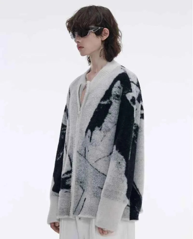 Elegant Relaxed Fit Contrast Color Knitted Sweater - Luxury Minimalist Colorblock Knit
