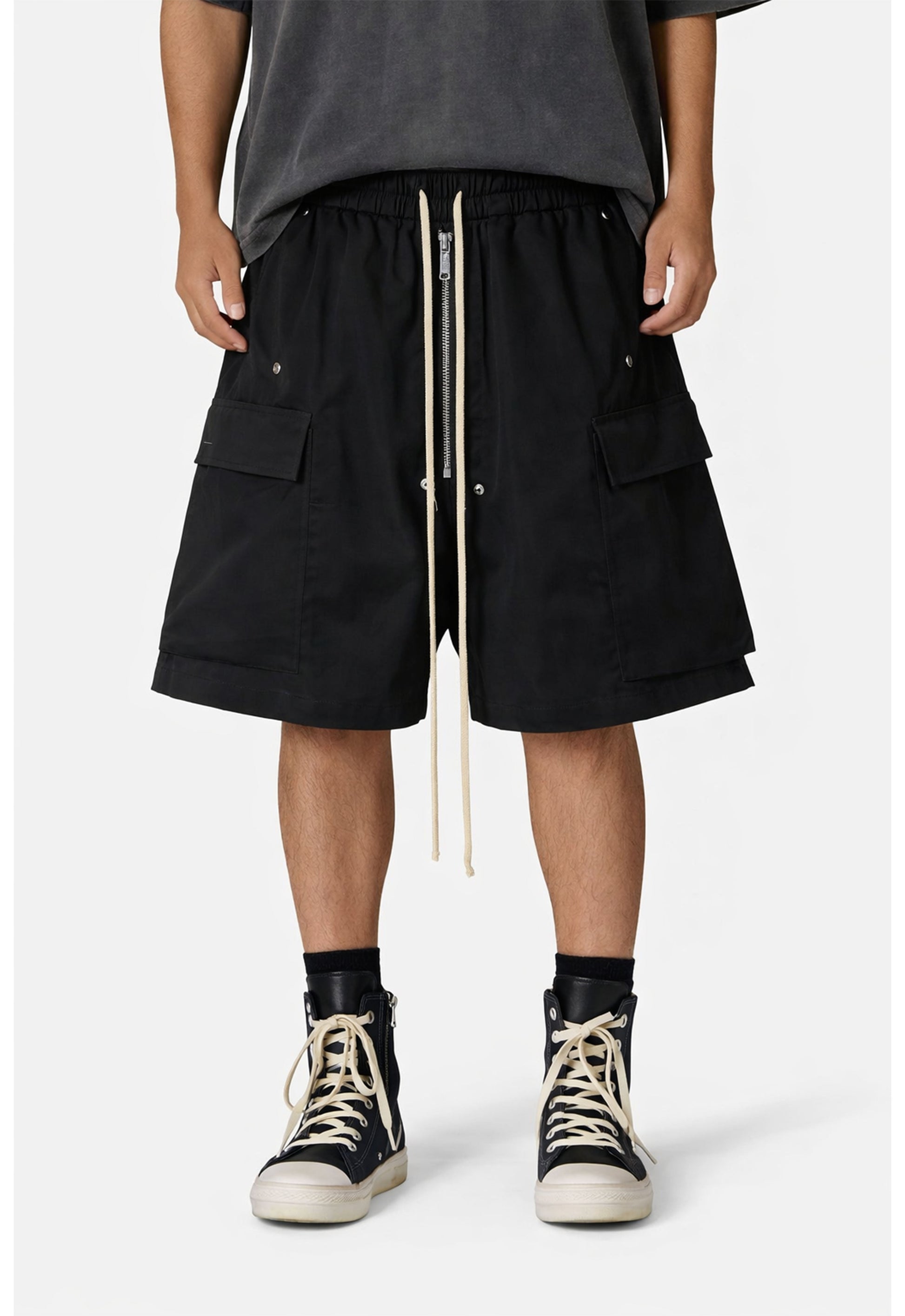 NOIR DRAWSTRING SHORTS - JUSTLUXURY