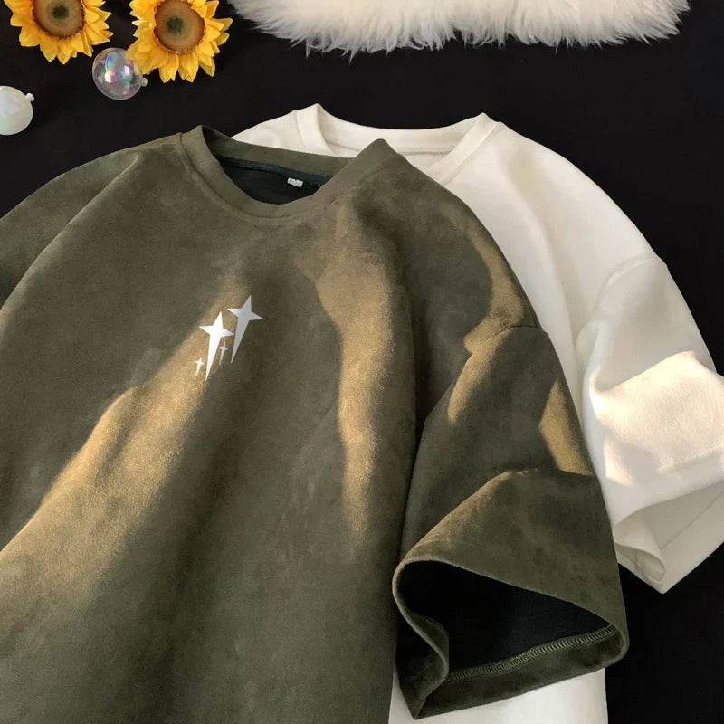 Knobby Star Graphic Crew Neck T-Shirt