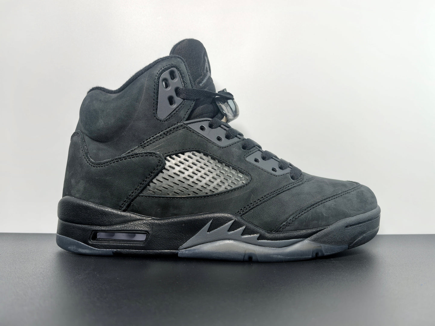 Air Jordan 5 Retro Black Cat