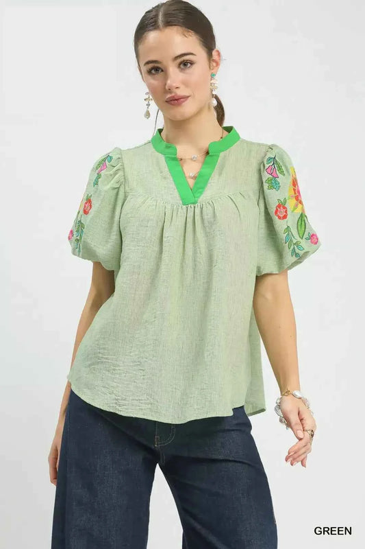 Umgee Embroidered Puff Sleeve Top