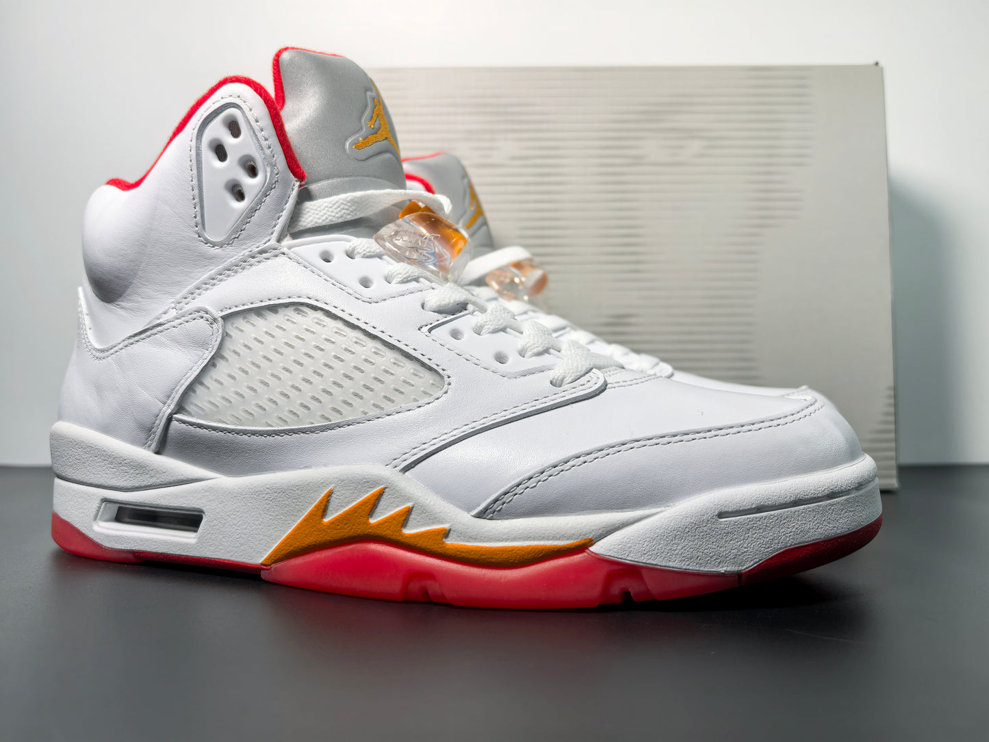 Air Jordan 5 “Sunset”