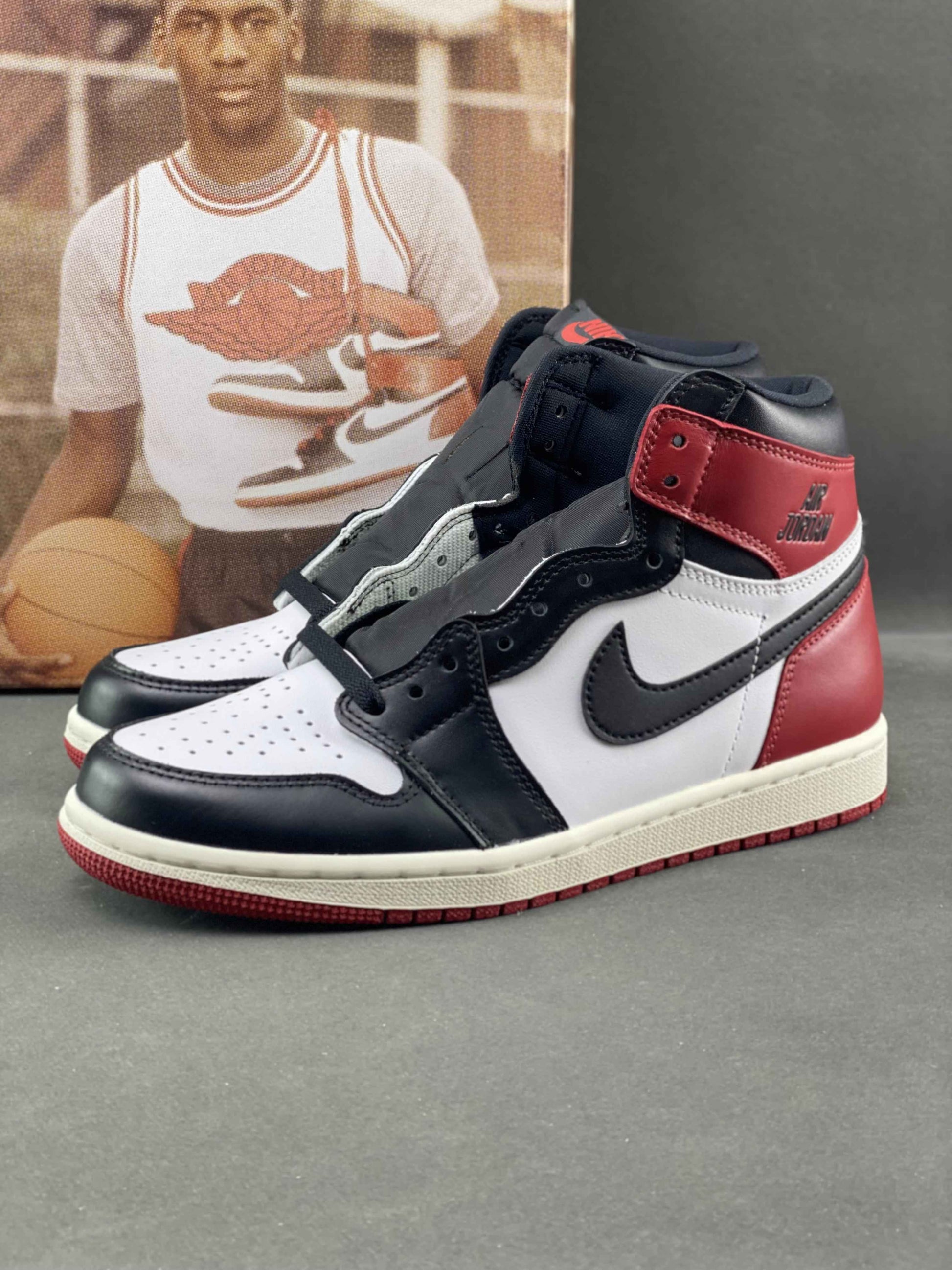 Custom Air Jordan 1 High OG“Black Toe Reimagined” SneakerNational